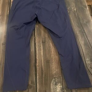 Fabletics Women's Navy Leggings